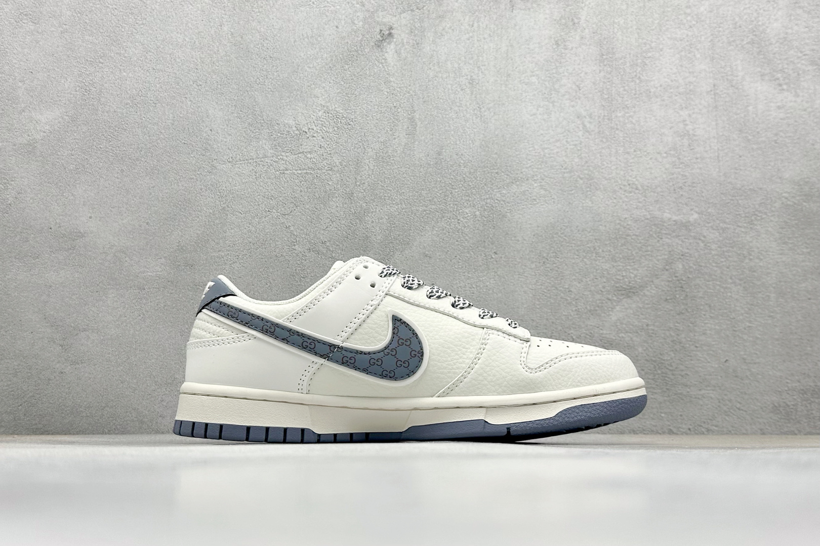 XC版Nike SB Dunk Low 古驰联名 灰花勾 低帮休闲板鞋 CS1688-121