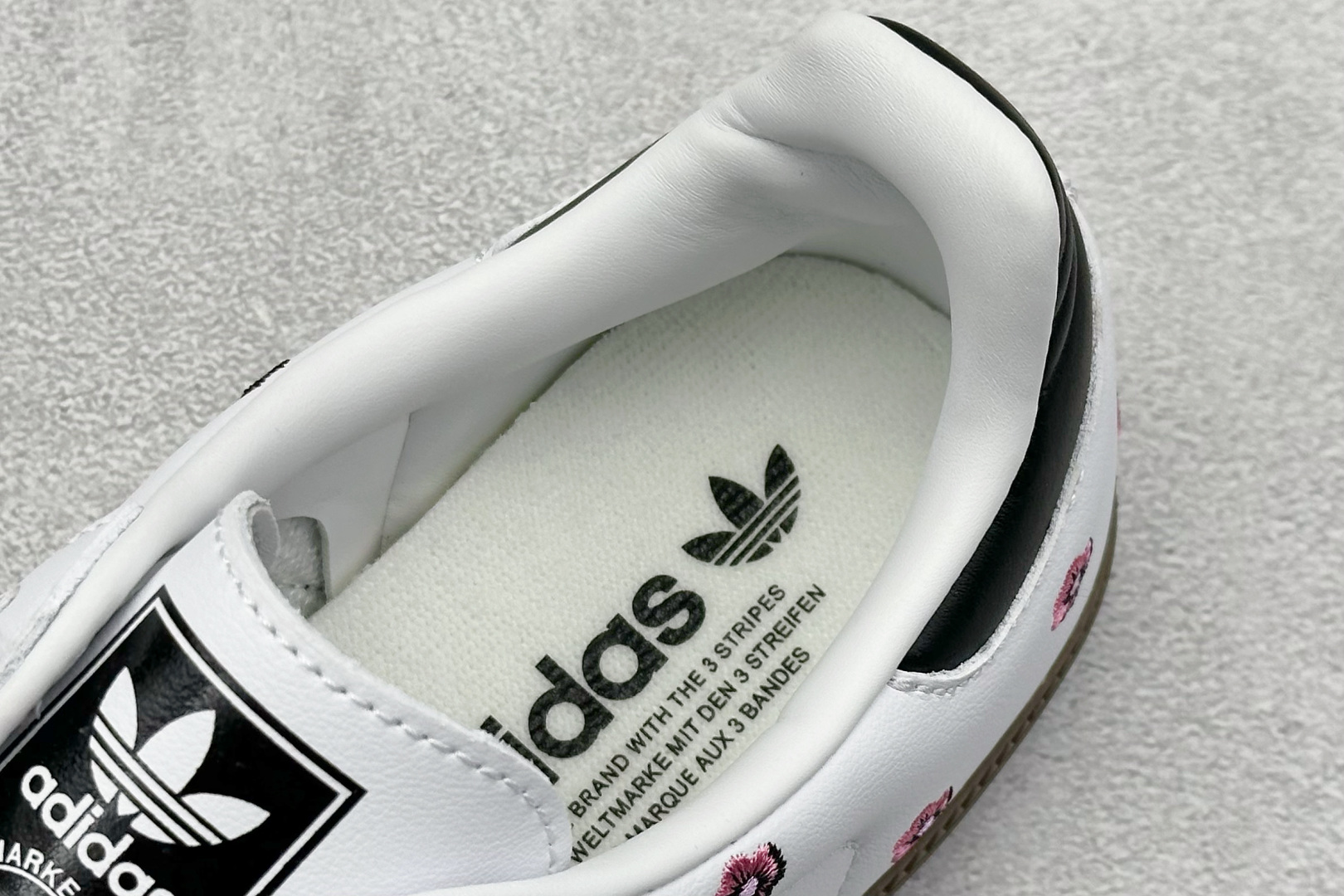 Adidoriginals Samba 灰白小花 IF4389