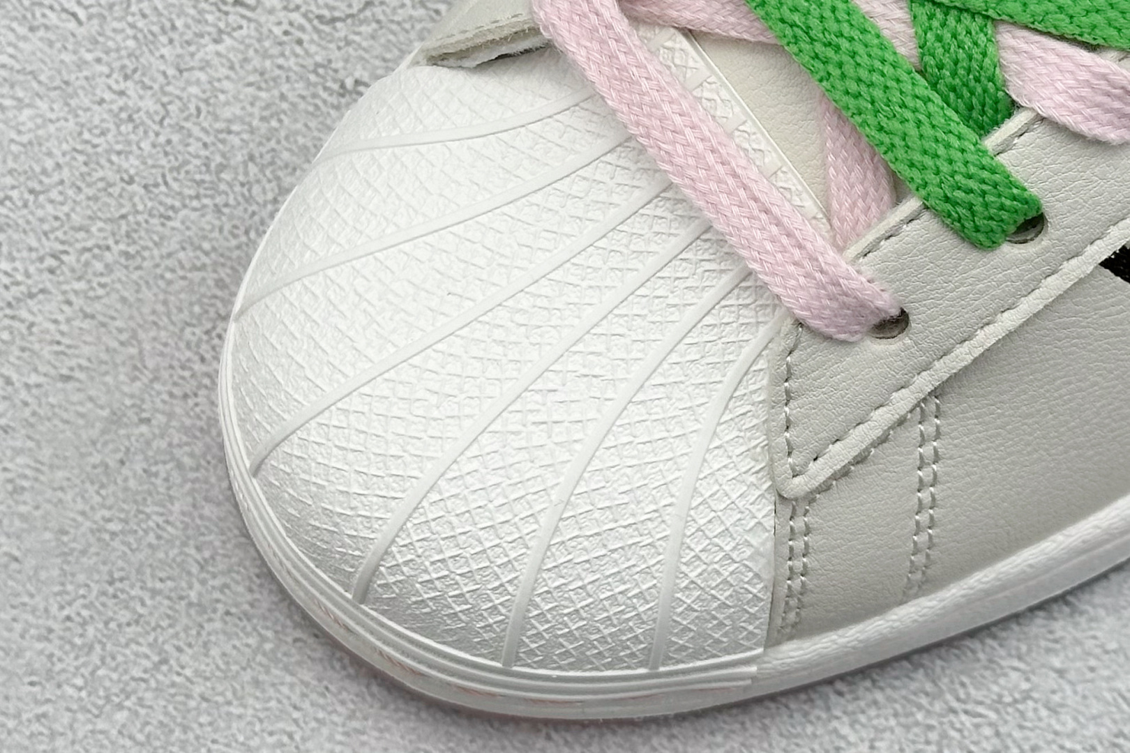 AdidOriginals Superstar II 联名款贝壳头 JH7759