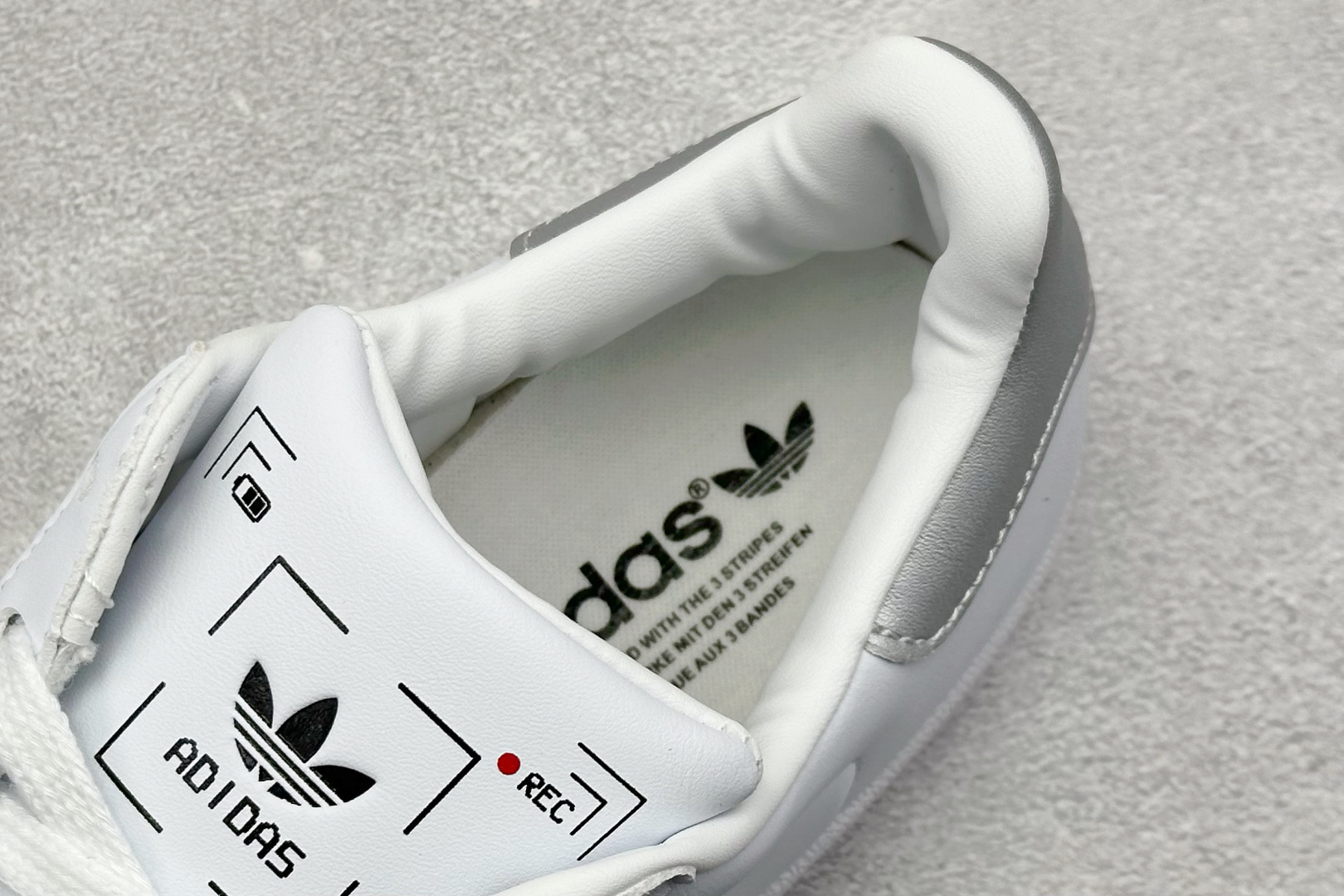 AdidOriginals Superstar II 联名款贝壳头 JR4505