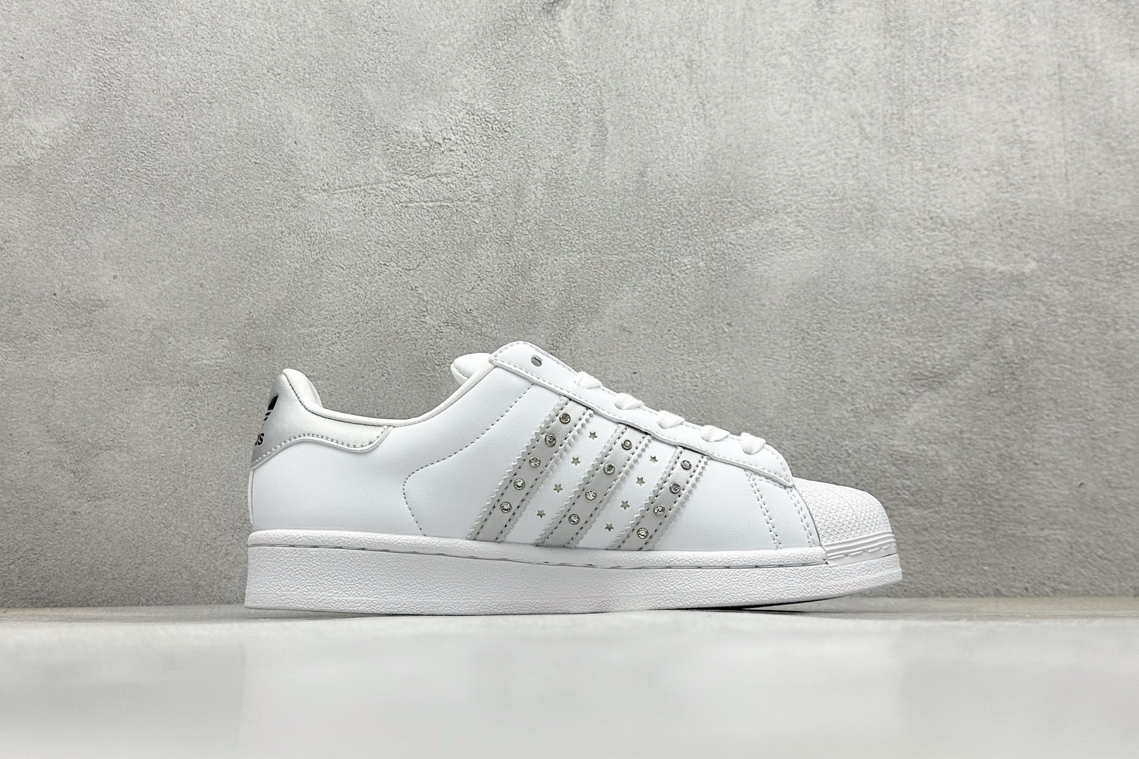 AdidOriginals Superstar II 联名款贝壳头 JR4505
