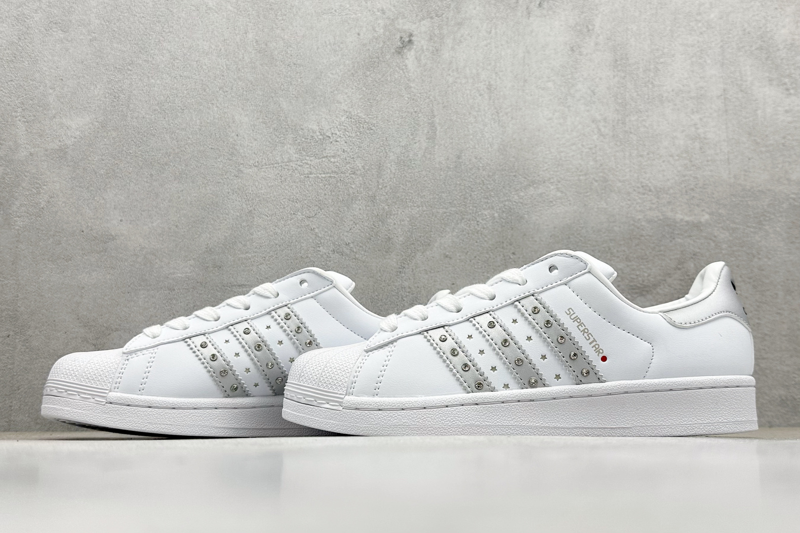 AdidOriginals Superstar II 联名款贝壳头 JR4505