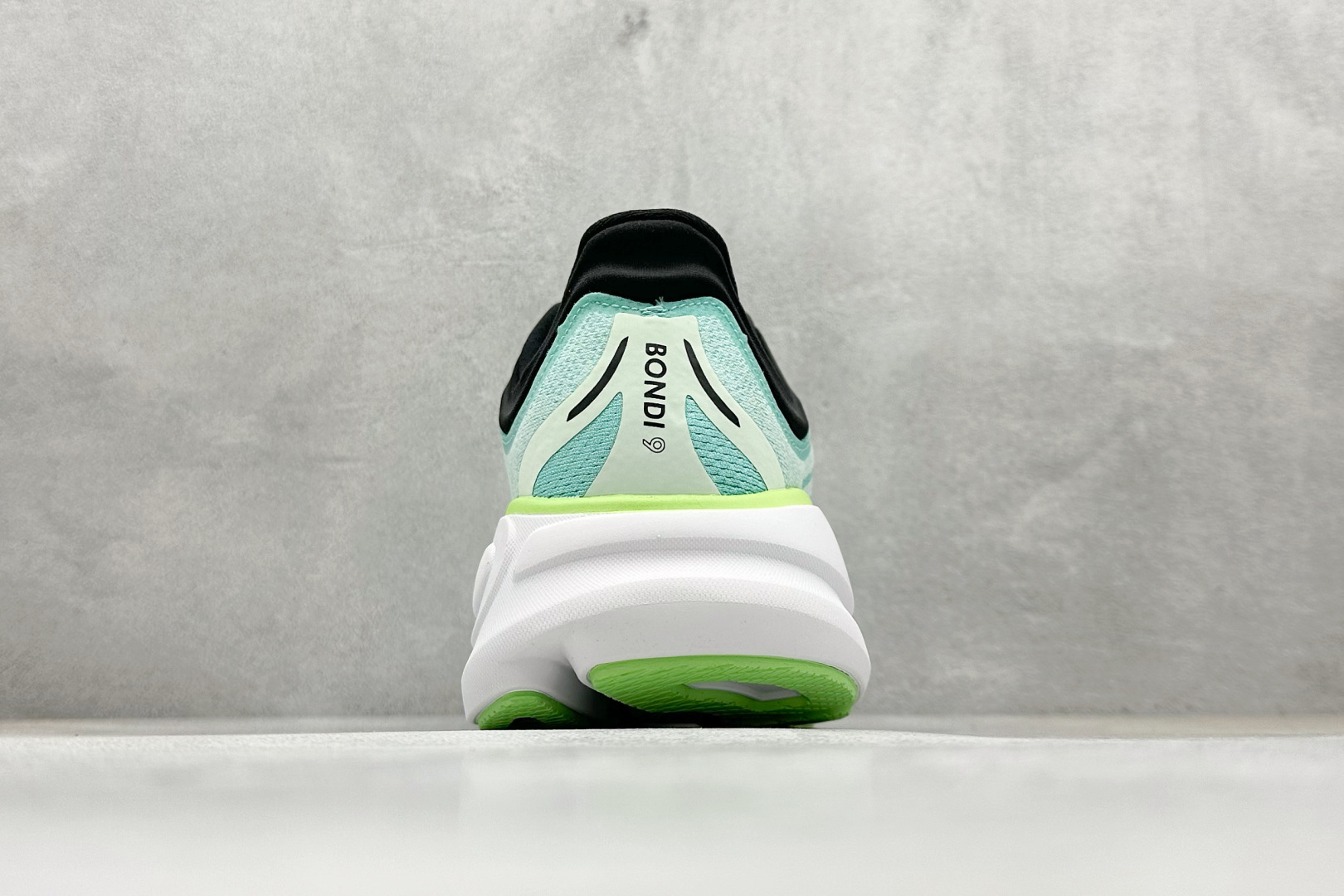  放店私
RS版HOKA ONE ONE Bondi 9 舒适防滑耐磨低帮休闲跑步鞋 

货号：/LNM