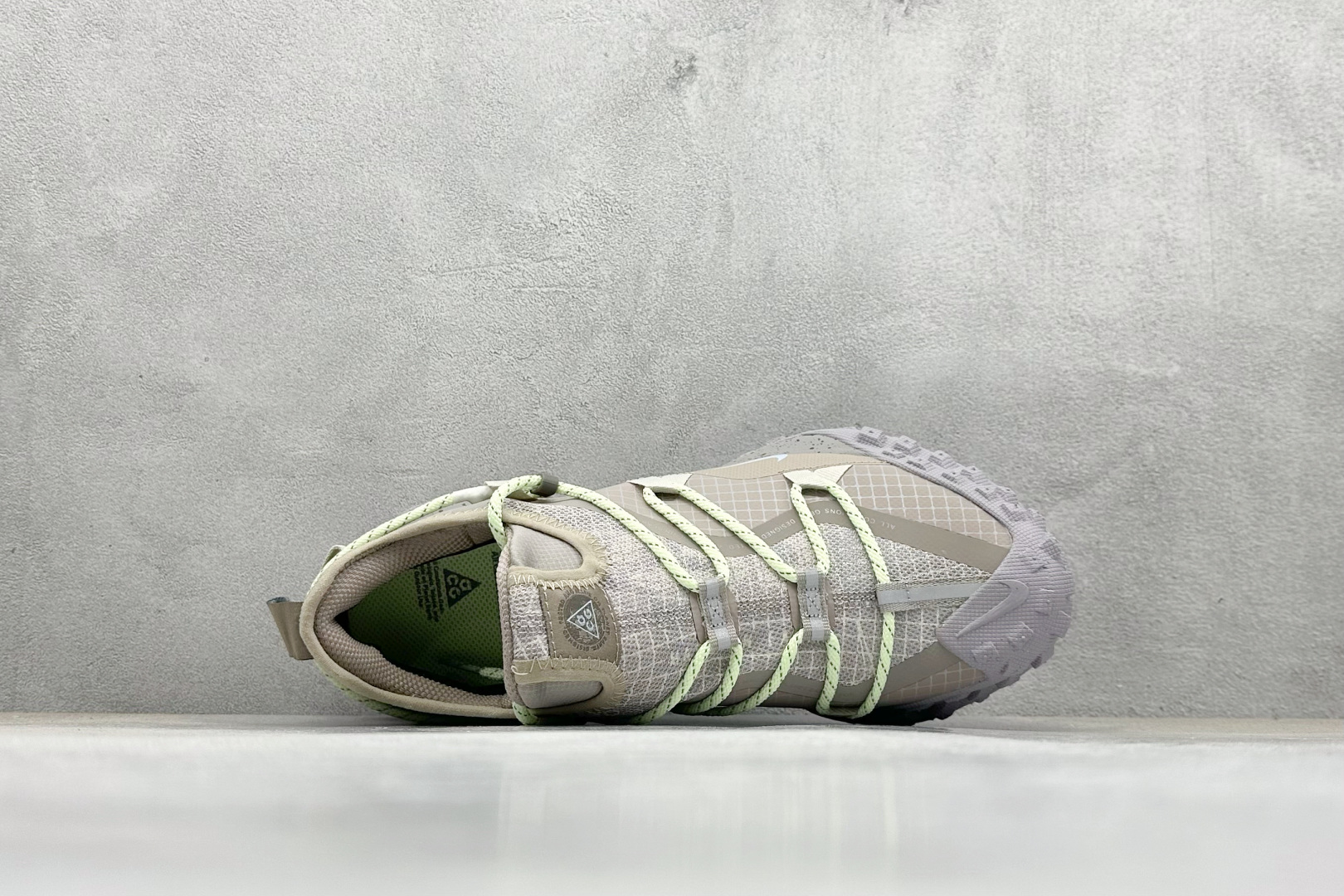  放店私
ACG MOUNTAIN LOW GTX SE 复古潮流户外登山鞋防水慢跑鞋 
全新来袭 该款