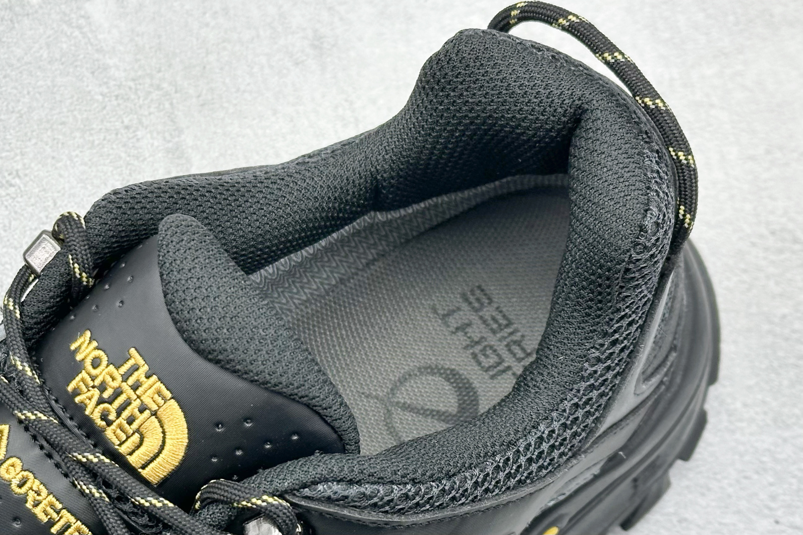 北面THE NORTH FACE Hedgehog系列 网布 舒适 防滑耐磨防水透气抓地 低帮 徒步鞋 NF0A8ADUKT0-095