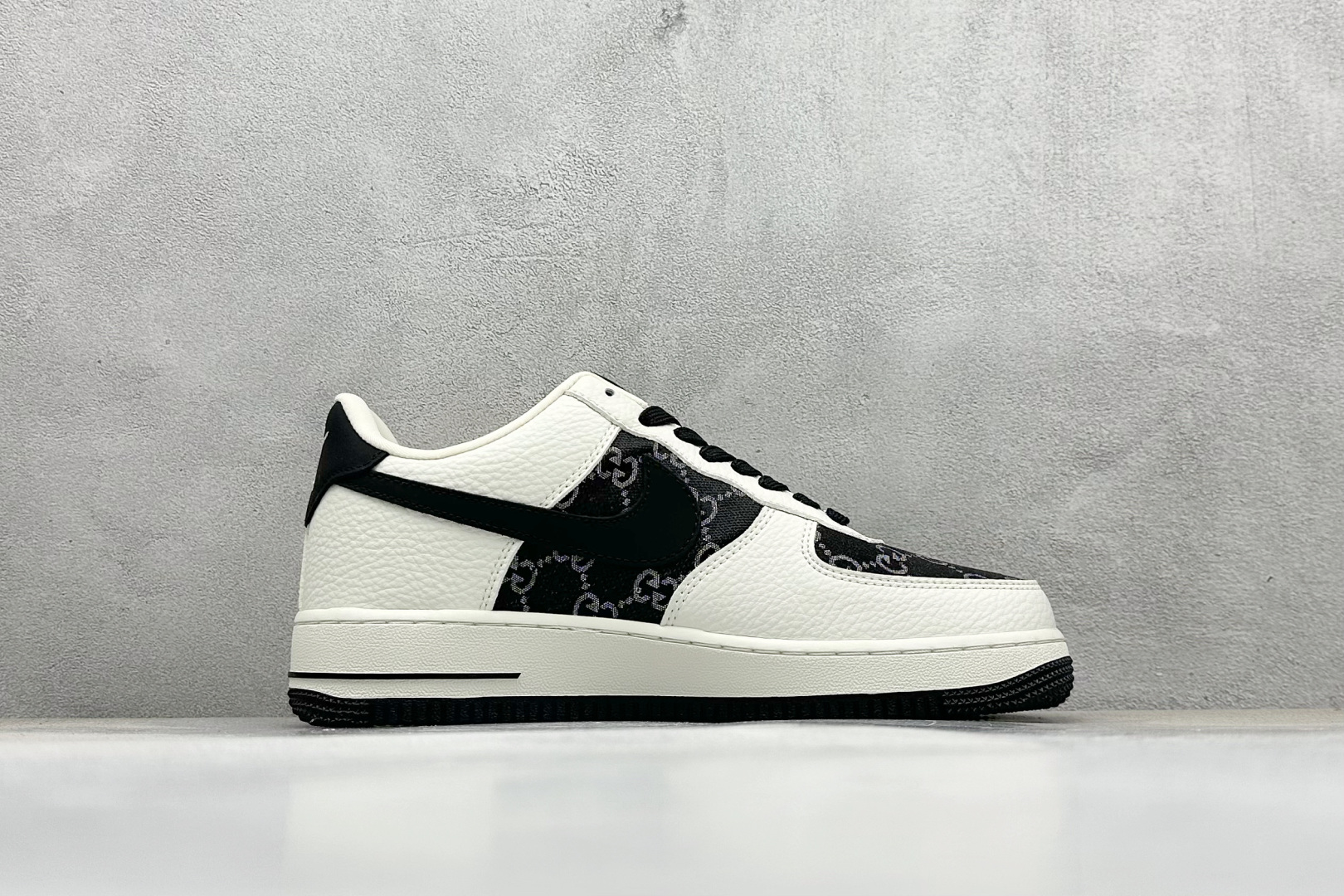 SC版Nike Air Force 1'07 Low 古驰联名 白黑织布 空军一号低帮休闲板鞋 SC0601-571