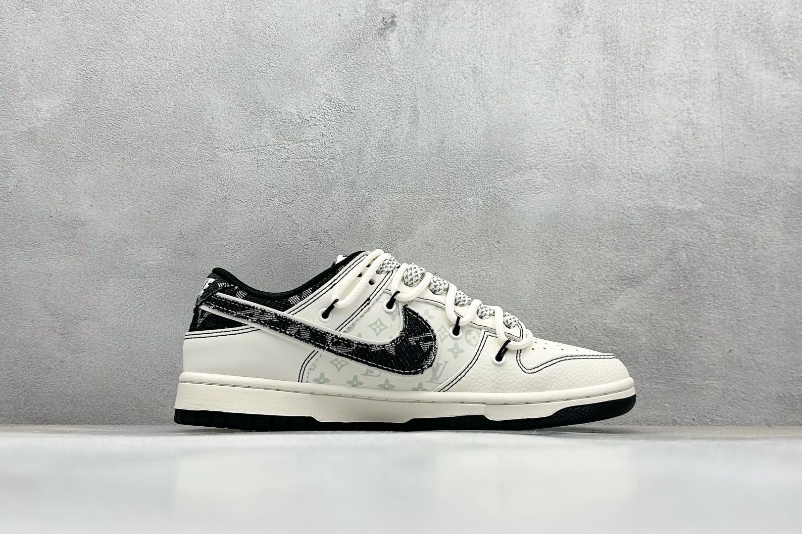 XC版Nike SB Dunk Low LV联名 黑帆布抽绳 低帮休闲板鞋 YX5066-380
