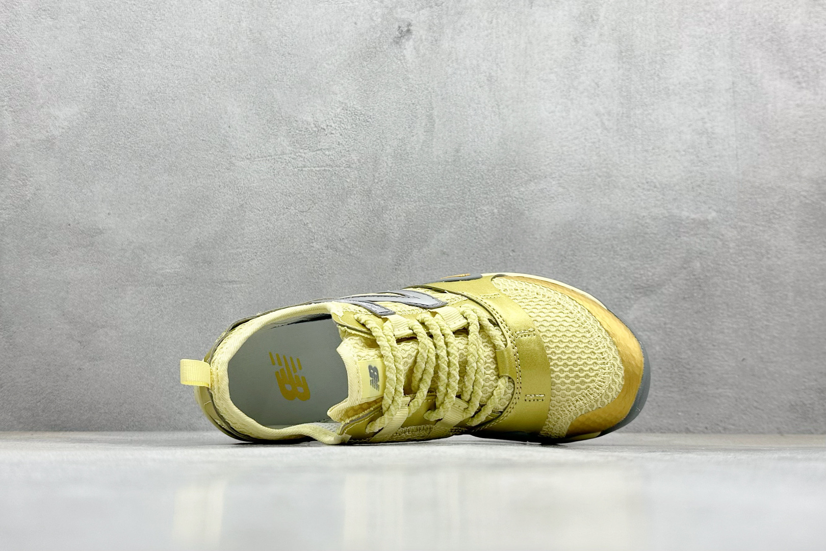 200 XC版New Balance NB MT10O 舒适时尚 减震耐磨 低帮 生活休闲鞋  MT10OMB