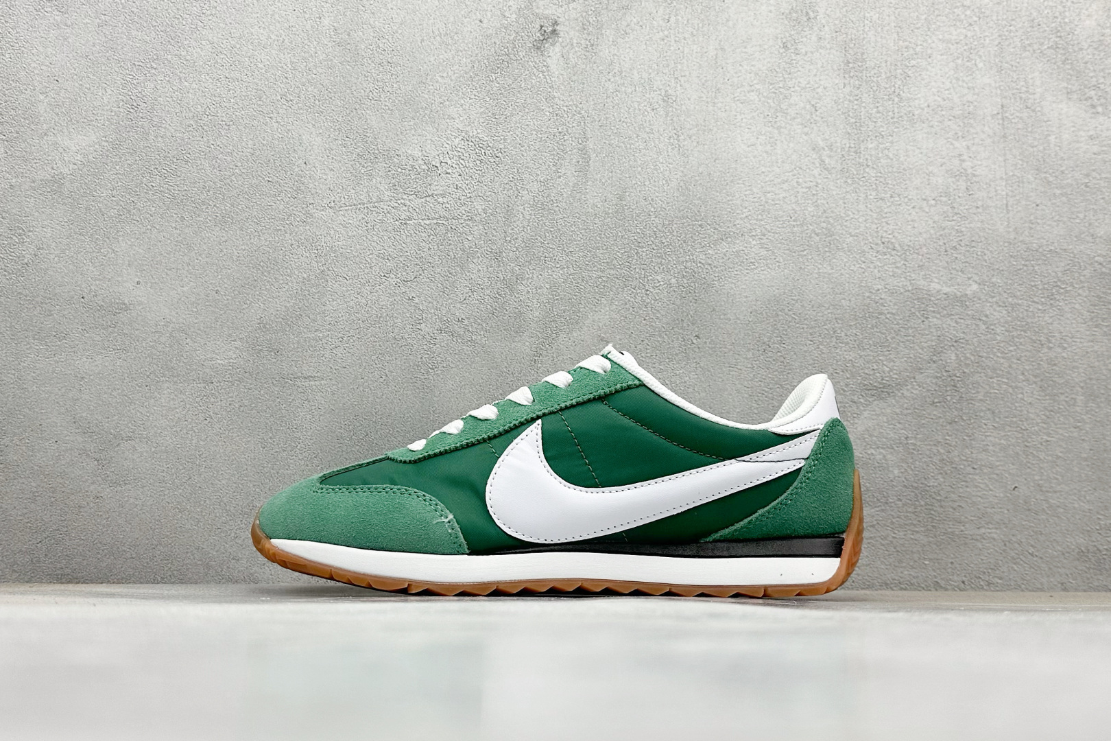 140 GX版Nike Classic Cortez Leather 阿甘跑鞋  HQ2052-300