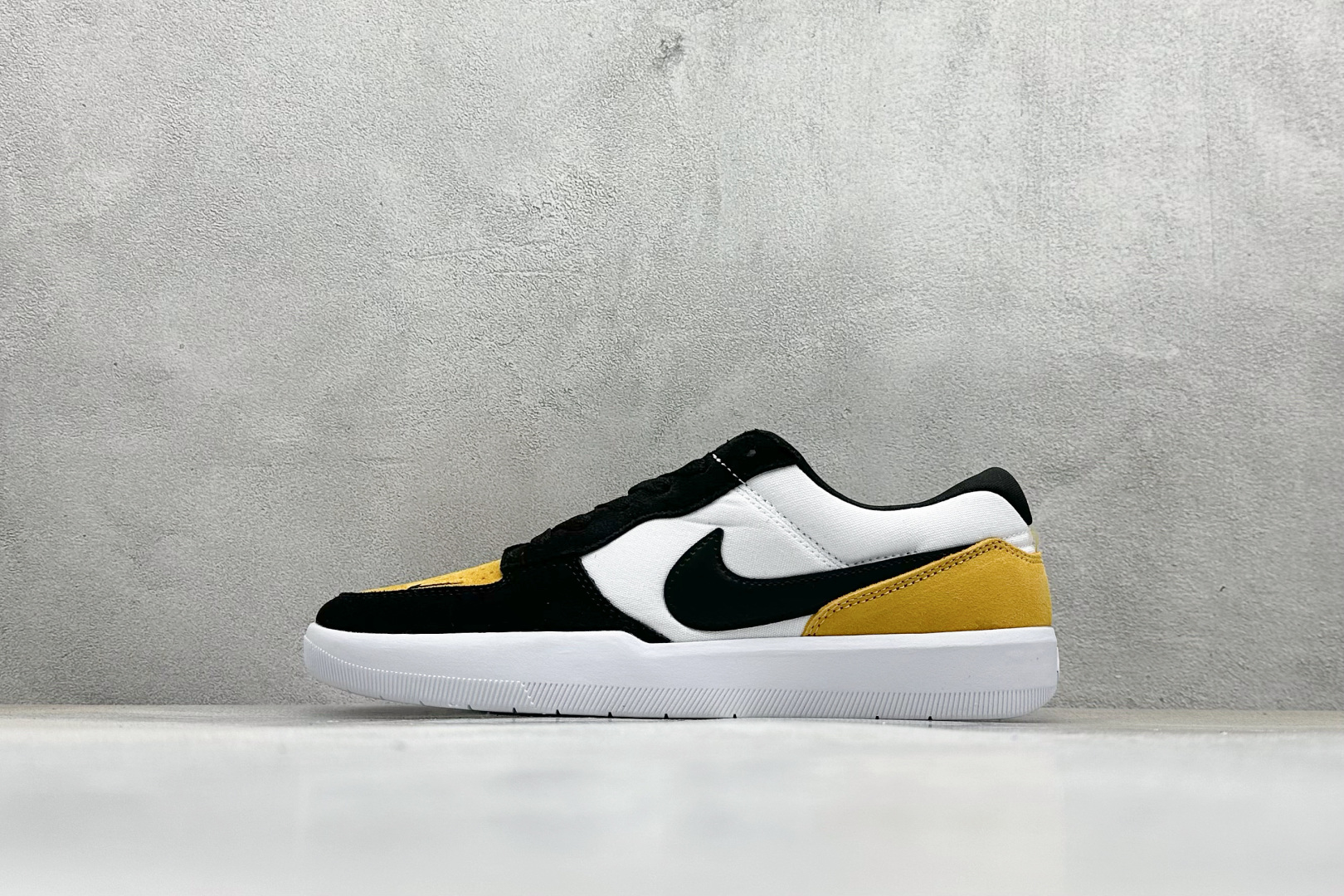 160 FS版 Nike SB Force 58 硫化杯底 传统篮球风格 Nike SB Force 58 男/女滑板鞋 DV5477-700