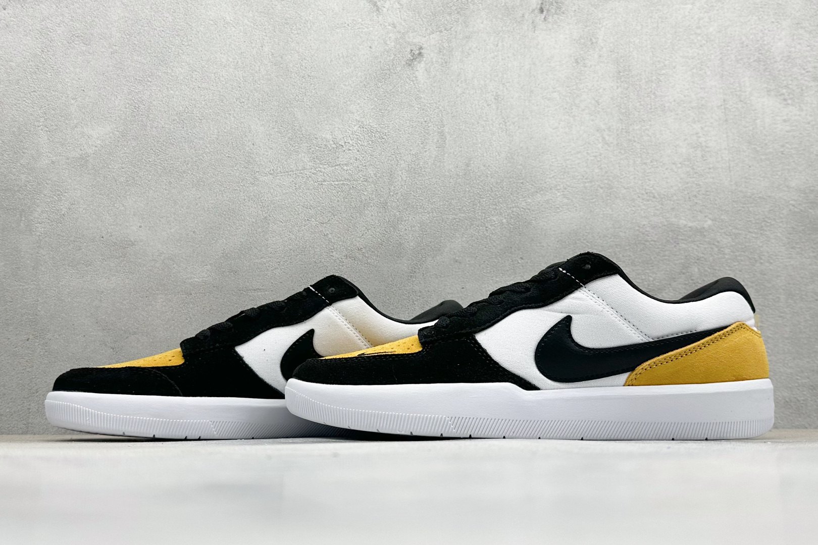 160 FS版 Nike SB Force 58 硫化杯底 传统篮球风格 Nike SB Force 58 男/女滑板鞋 DV5477-700