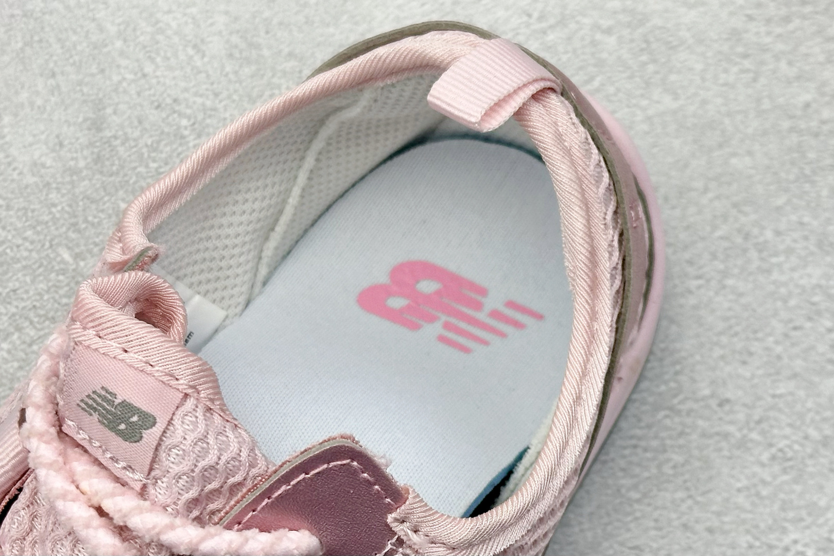 200 XC版New Balance NB MT10O 舒适时尚 减震耐磨 低帮 生活休闲鞋  MT10OMA