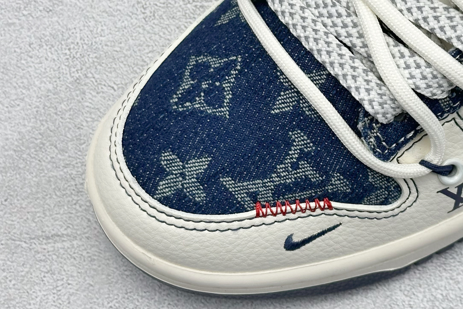 300 XC版Nike SB Dunk Low LV联名 蓝暗花抽绳  低帮休闲板鞋  YX5066-376