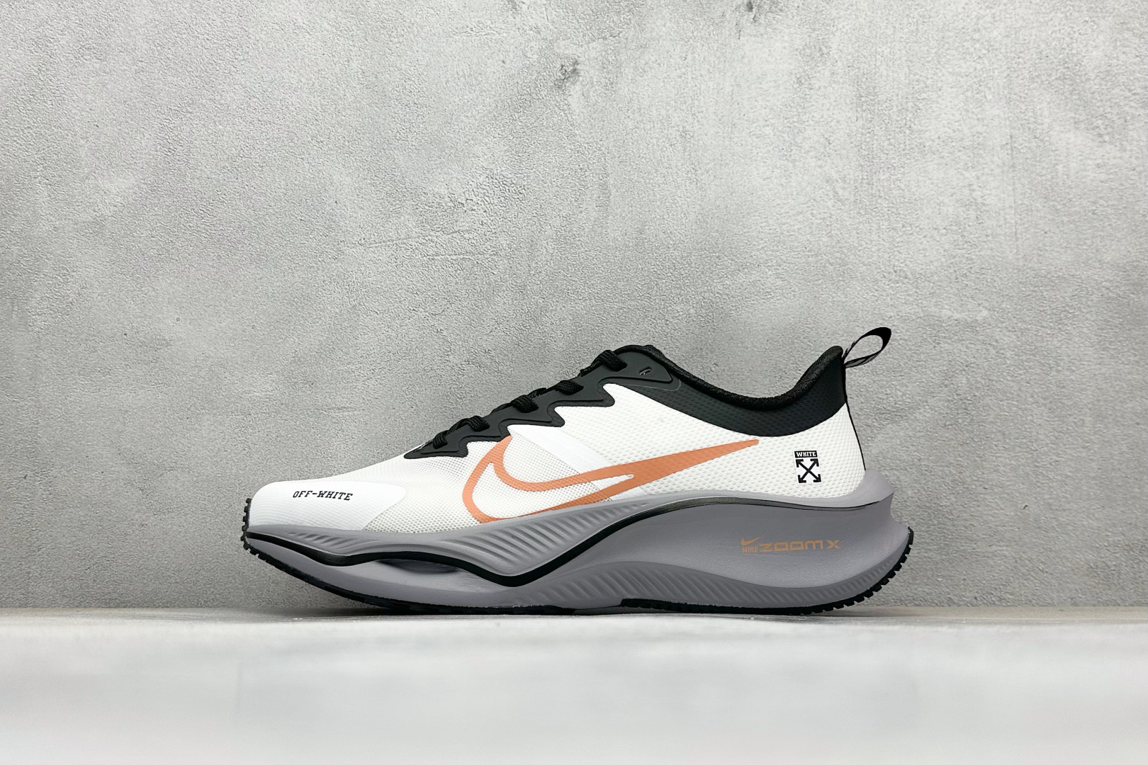 200 NIKE ZOOM PLUS 全新跑鞋  CK4318-154