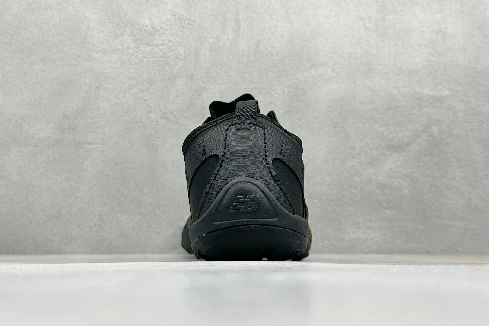 200 XC版New Balance NB MT10O 舒适时尚 减震耐磨 低帮 生活休闲鞋 MT10OIS