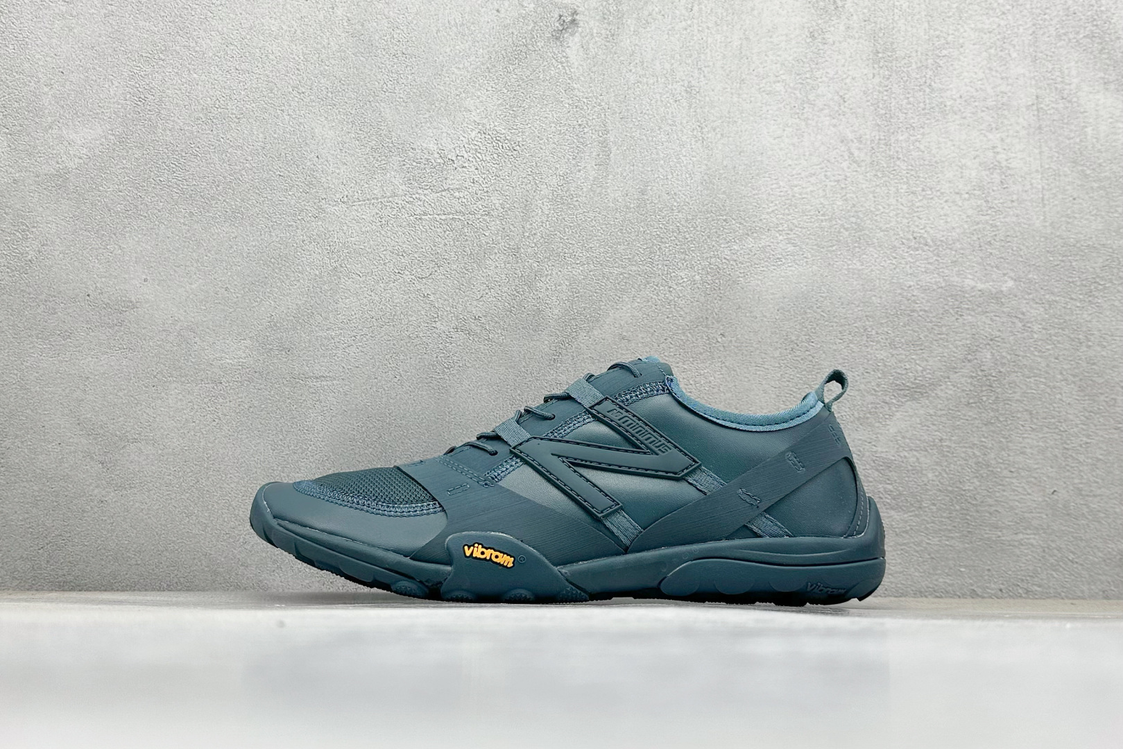 200 XC版New Balance NB MT10O 舒适时尚 减震耐磨 低帮 生活休闲鞋  MT10OIY