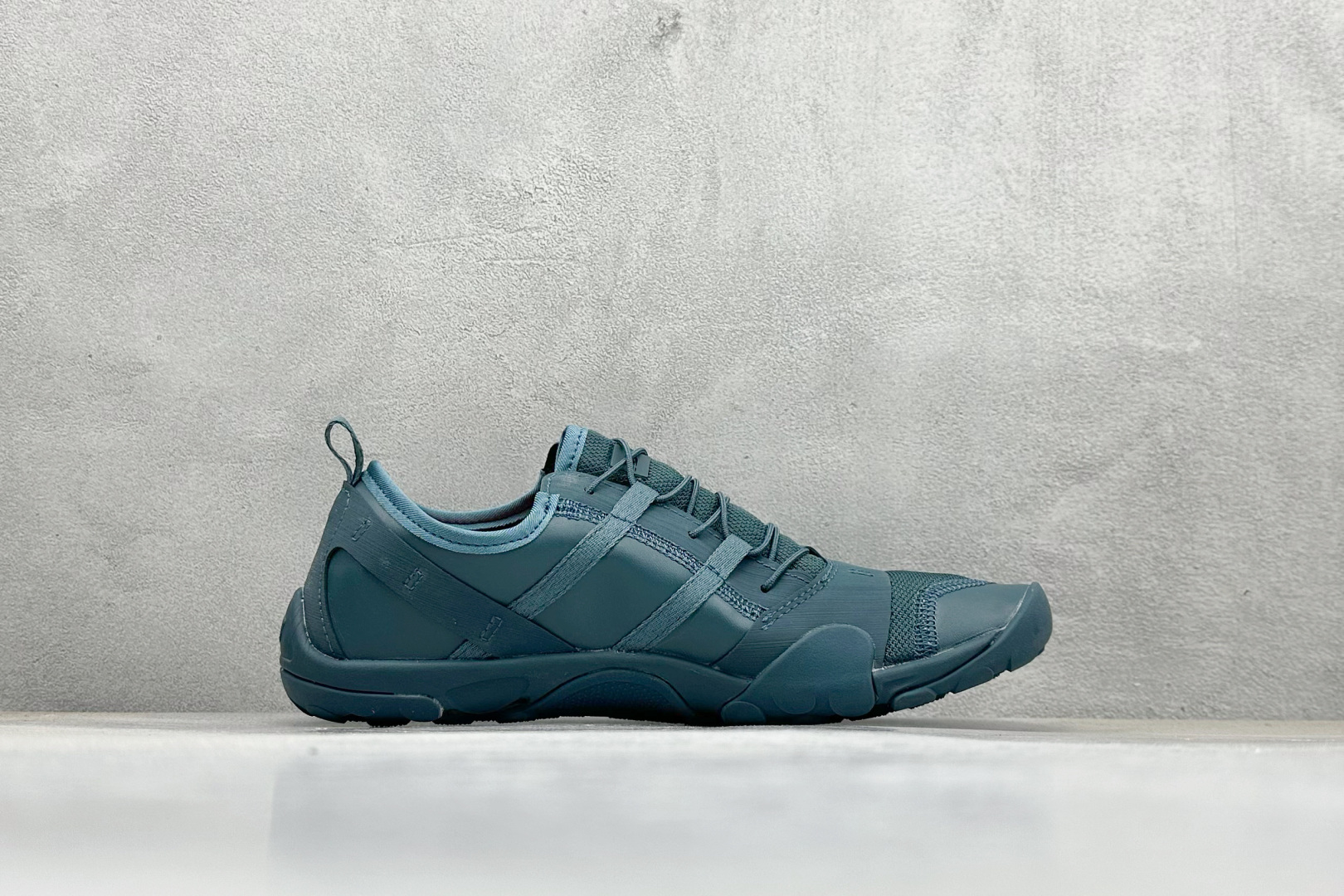 200 XC版New Balance NB MT10O 舒适时尚 减震耐磨 低帮 生活休闲鞋  MT10OIY