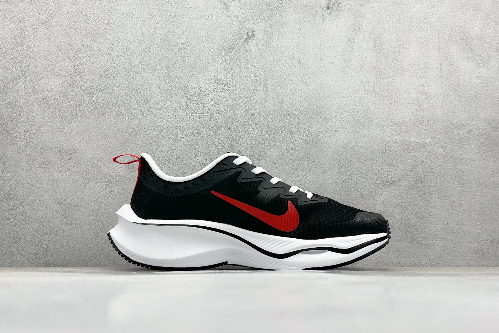 200 NIKE ZOOM PLUS 全新跑鞋 采用密度更高的材料  CK4318-150
