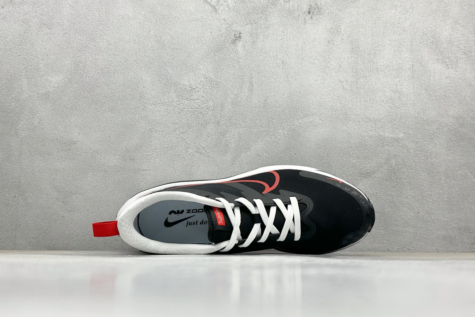 200 NIKE ZOOM PLUS 全新跑鞋 采用密度更高的材料  CK4318-150