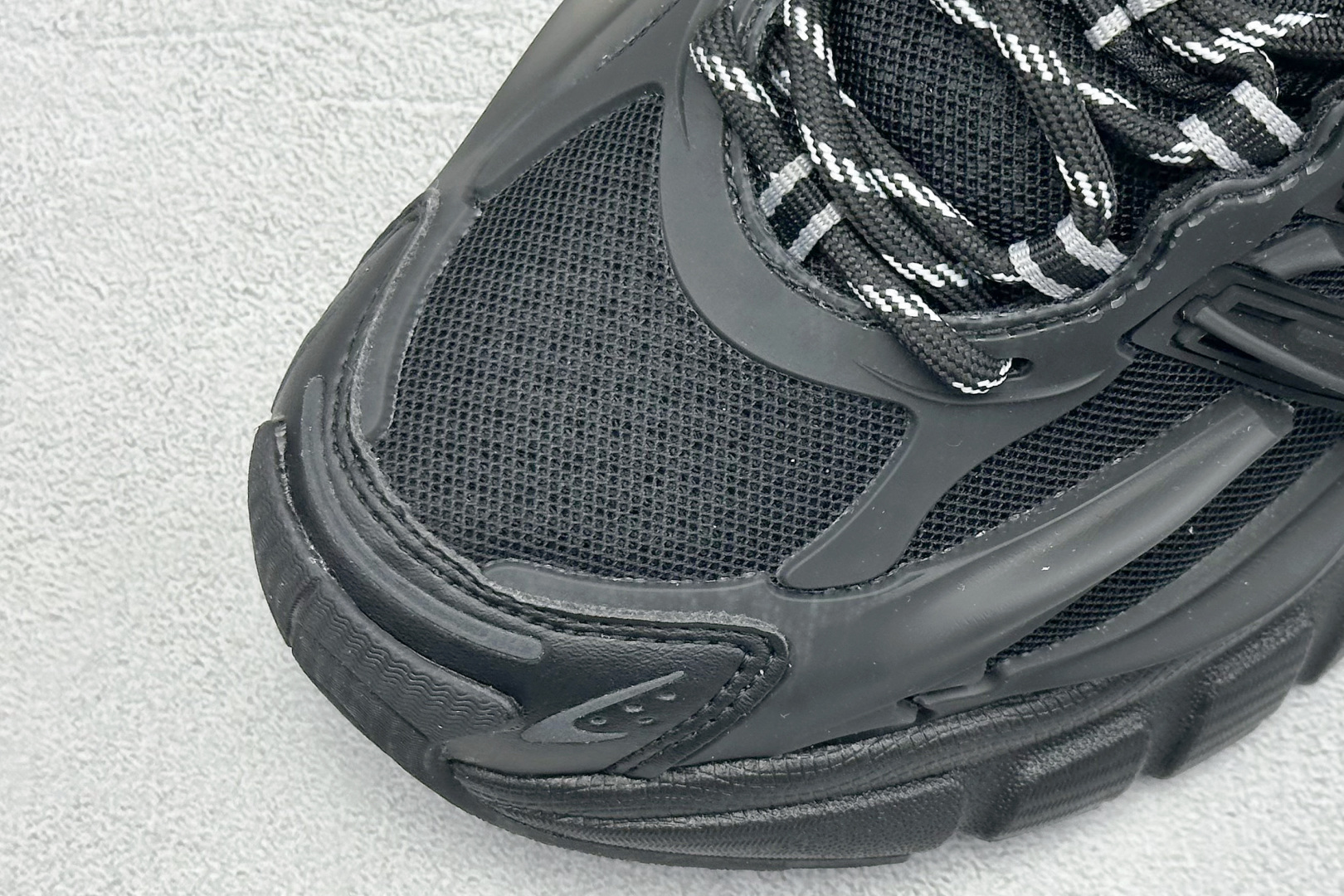  放店私
Adidas Originals Adistar Jellyfish 阿迪复古舒适防滑减震运动
