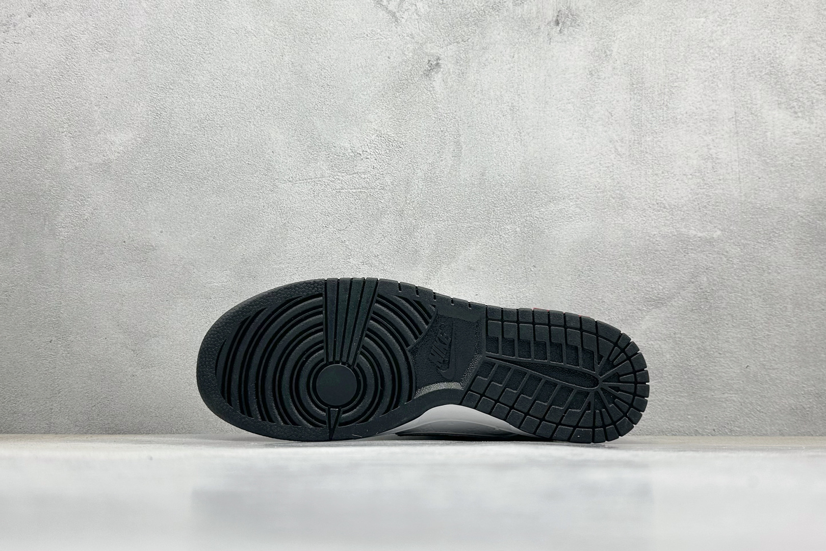 240 NIKE SB Dunk Low RETRO x Louis Vuitt白黑牛仔满印  DS6608-002