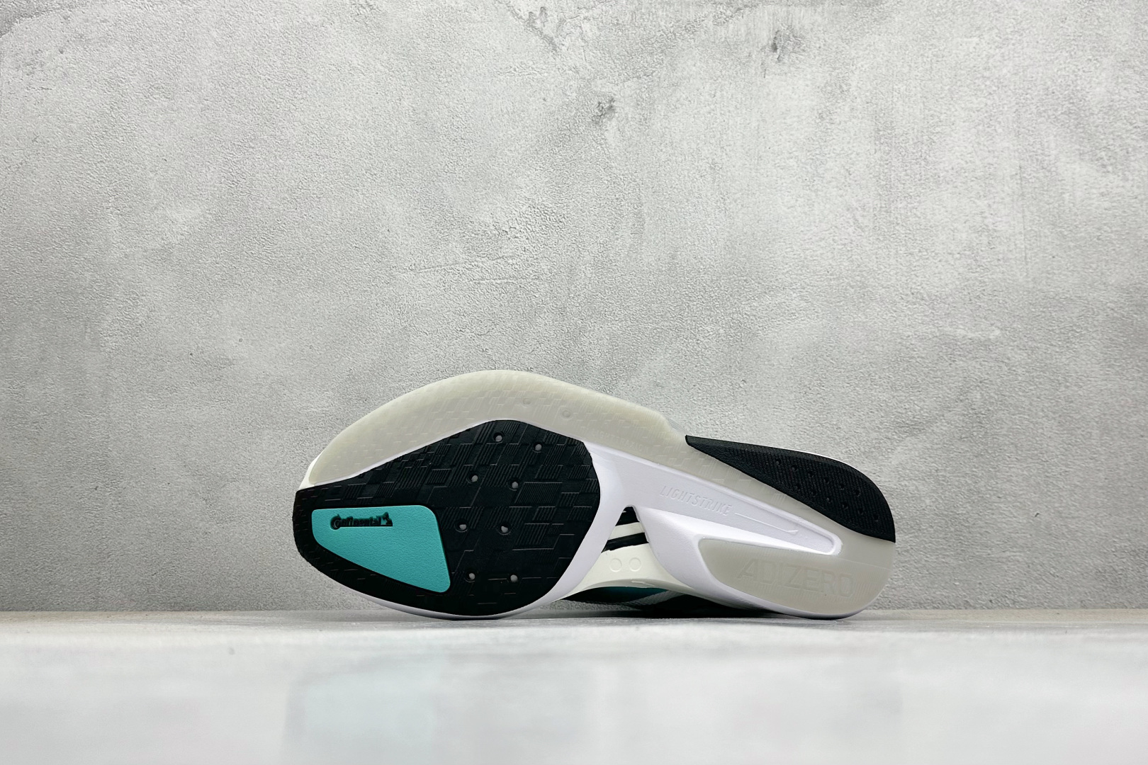 220 RS版AdidADIZERO BOST13 泡棉搭配碳纤维板 缓震透气跑步鞋 JR4791