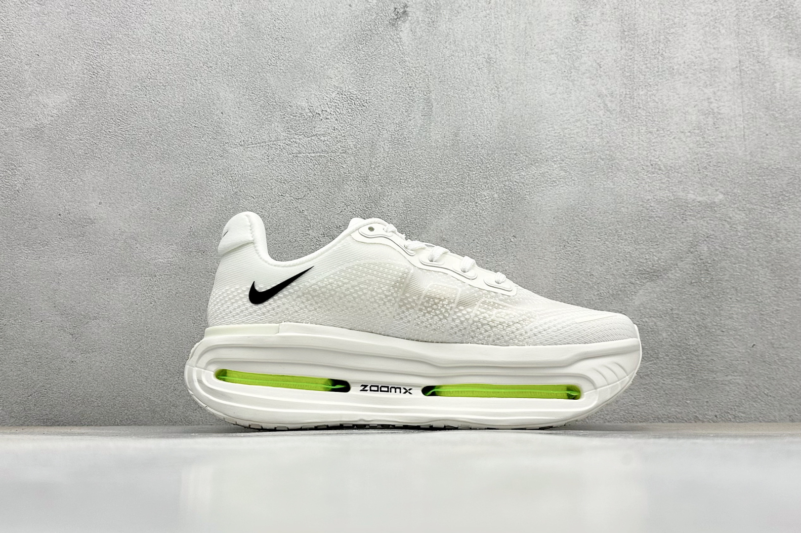 200 Nike Air Zoom Premium 耐克网面厚底气垫跑鞋 HQ2050-303