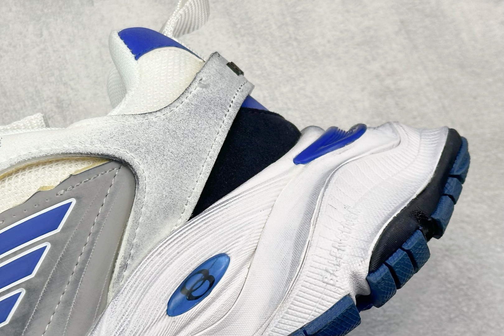 福利特价 Balenciaga CARGO Sneaker 巴黎世家十一代圆头系带 舒适百搭低帮生活休闲