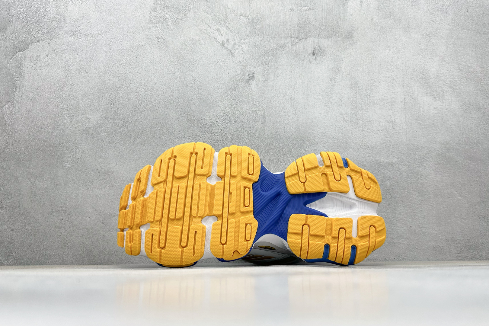 福利特价 Balenciaga CARGO Sneaker 巴黎世家十一代圆头系带 舒适百搭低帮生活休闲