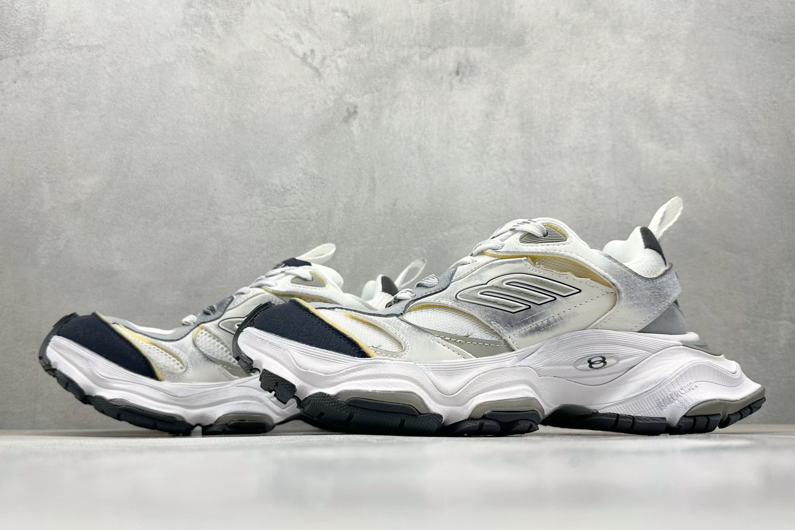 福利特价 Balenciaga CARGO Sneaker 巴黎世家十一代圆头系带 舒适百搭低帮生活休闲