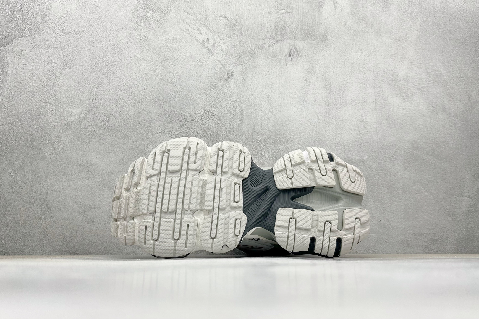 福利特价 Balenciaga CARGO Sneaker 巴黎世家十一代圆头系带 舒适百搭低帮生活休闲
