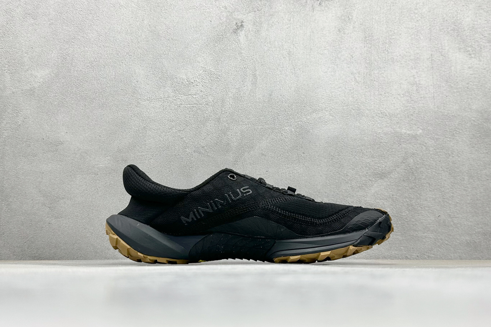 200 XC版New Balance NB MT10O 舒适时尚 减震耐磨 低帮 生活休闲鞋  MTM10LKI