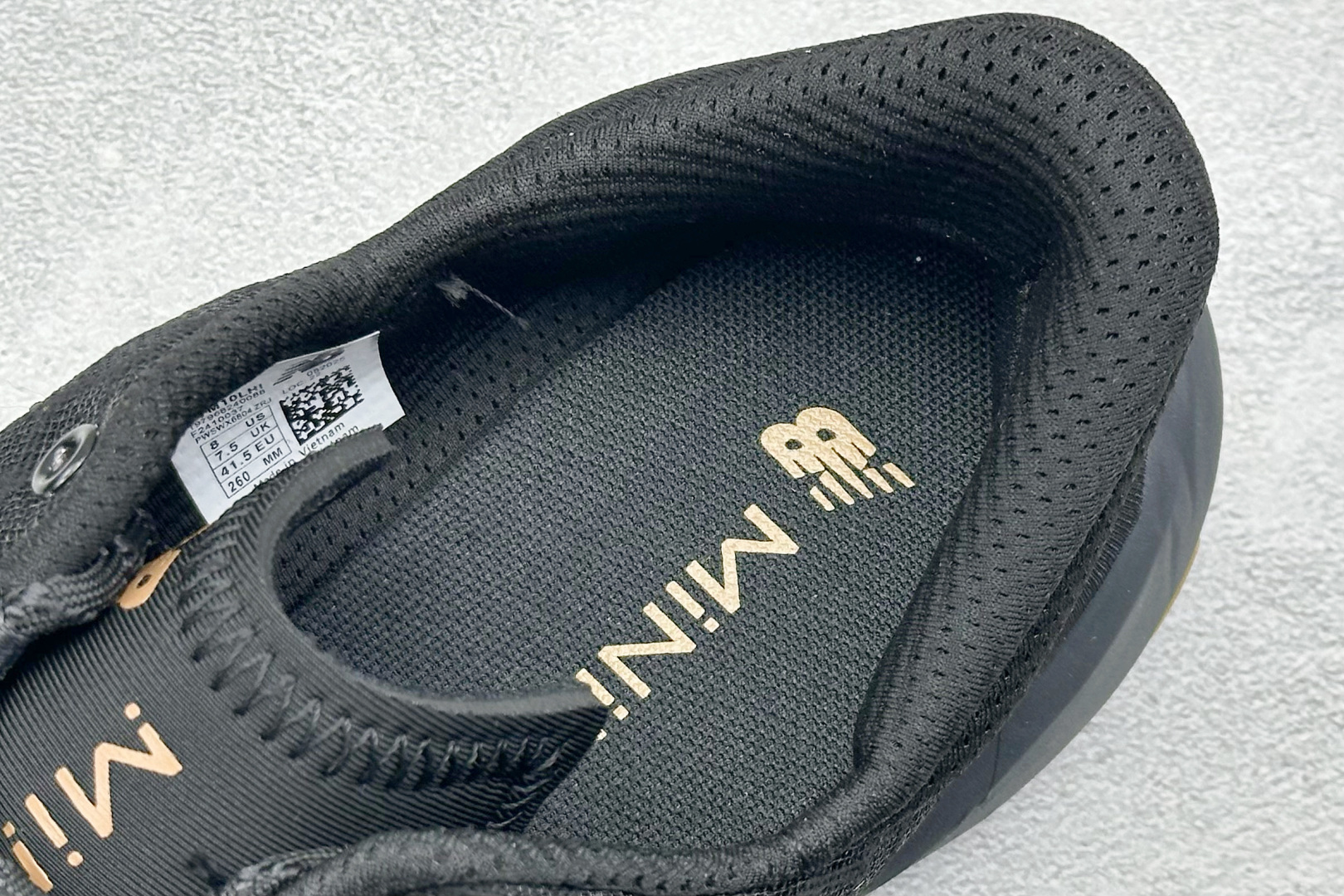 200 XC版New Balance NB MT10O 舒适时尚 减震耐磨 低帮 生活休闲鞋  MTM10LKI