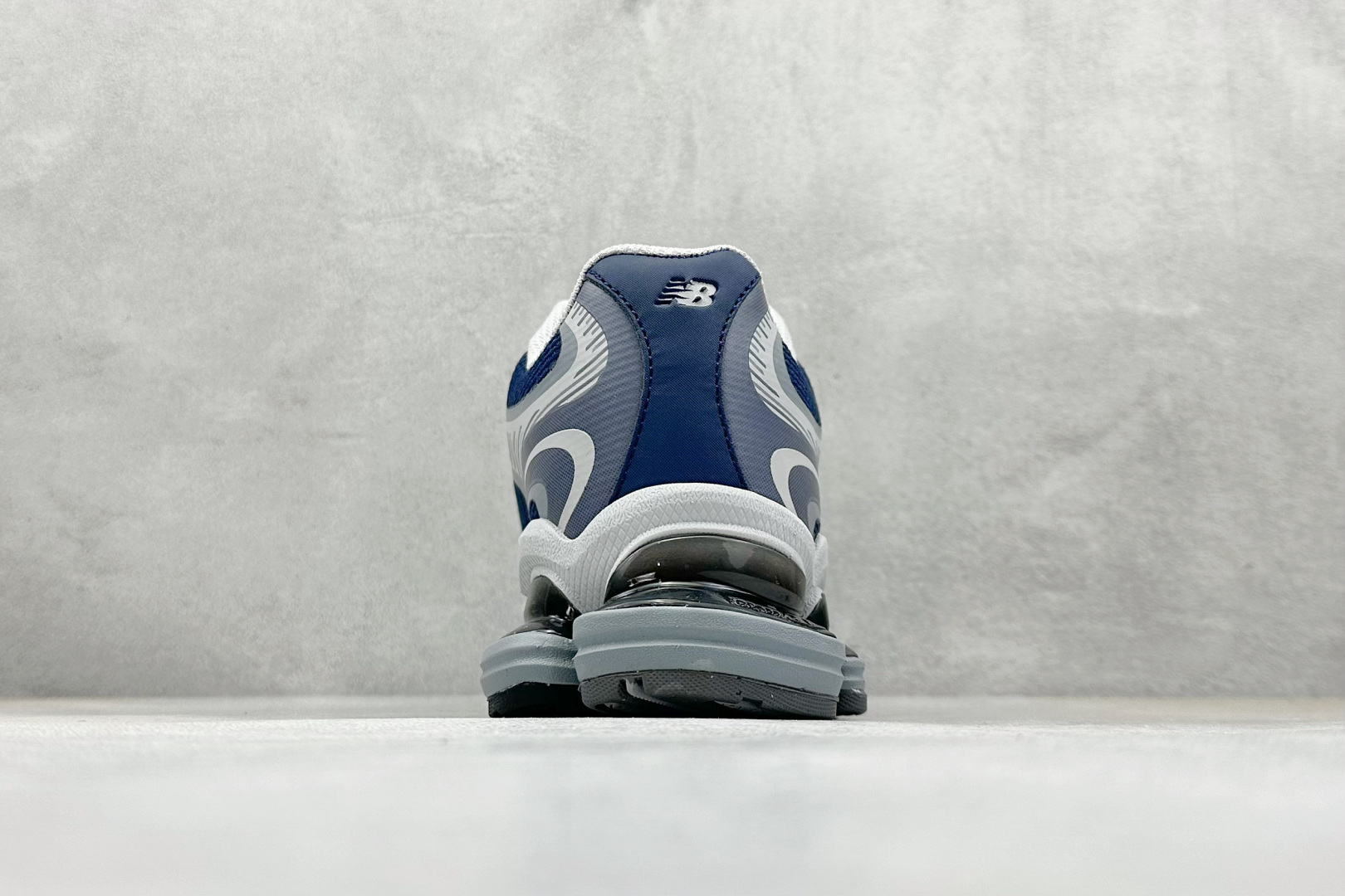 210 New Balance 新百伦 NB2000 网面休闲鞋  U20001PB