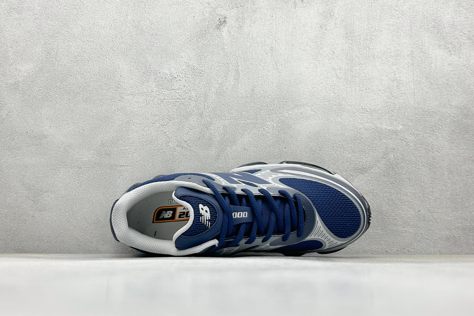 210 New Balance 新百伦 NB2000 网面休闲鞋  U20001PB
