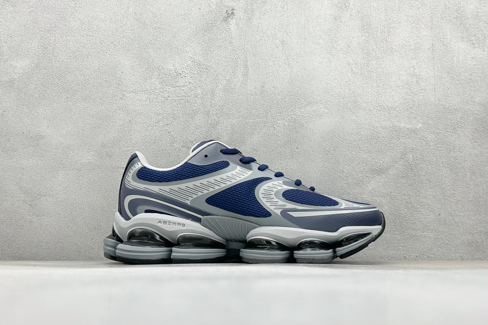 210 New Balance 新百伦 NB2000 网面休闲鞋  U20001PB
