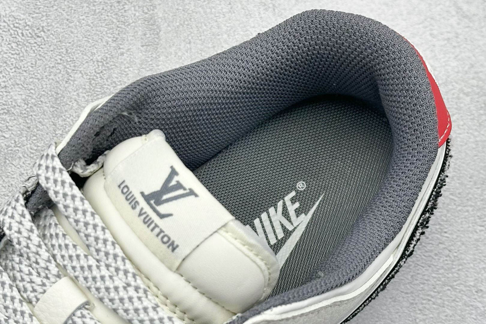 240 Nike SB Dunk Low x Louis Vuitt黑白牛仔  JY6988-111