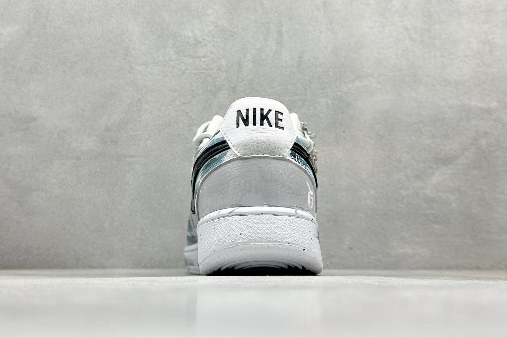 260 Nike Court VisiLow 绑带手绘涂鸦 休闲运动板鞋 低帮百搭透气休闲运动板鞋 DH2987-101