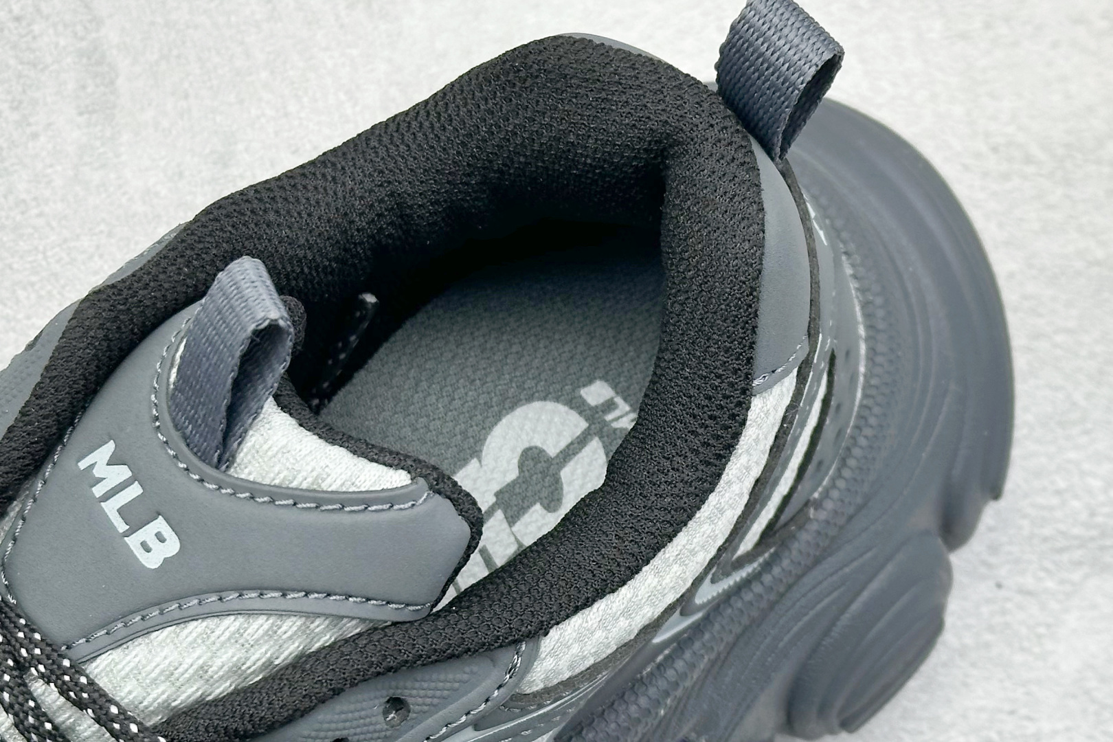190 NY版MLB Chunky Runner Basic 老爹鞋系列低帮轻量增高厚底百搭休闲运动慢跑鞋