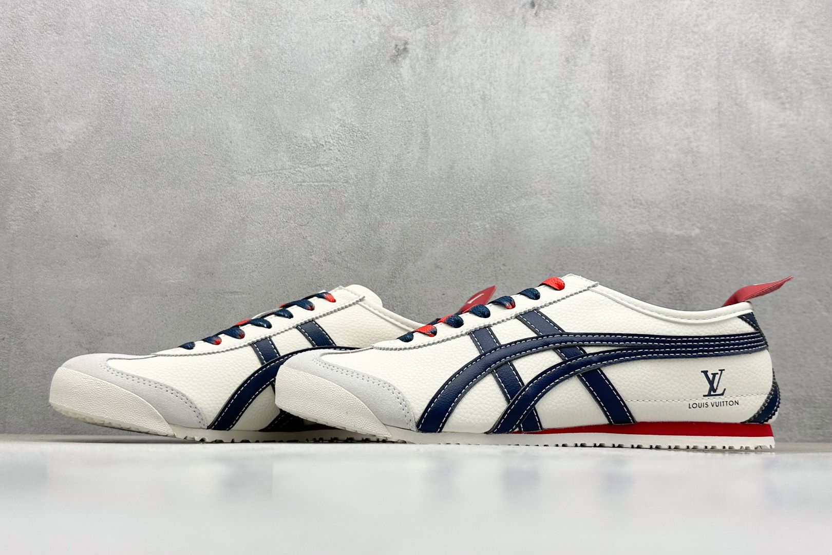 220 Onitsuka Tiger Mexico 66 Paraty x Louis Vuitt百搭单品 板鞋  DL408-141