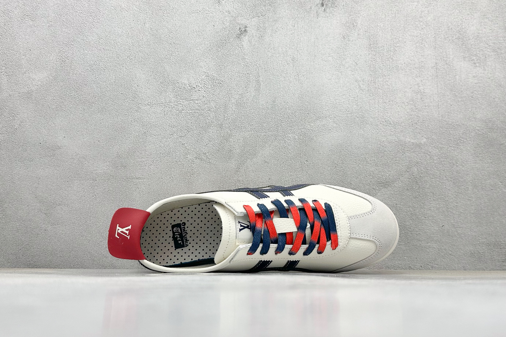 220 Onitsuka Tiger Mexico 66 Paraty x Louis Vuitt百搭单品 板鞋  DL408-141