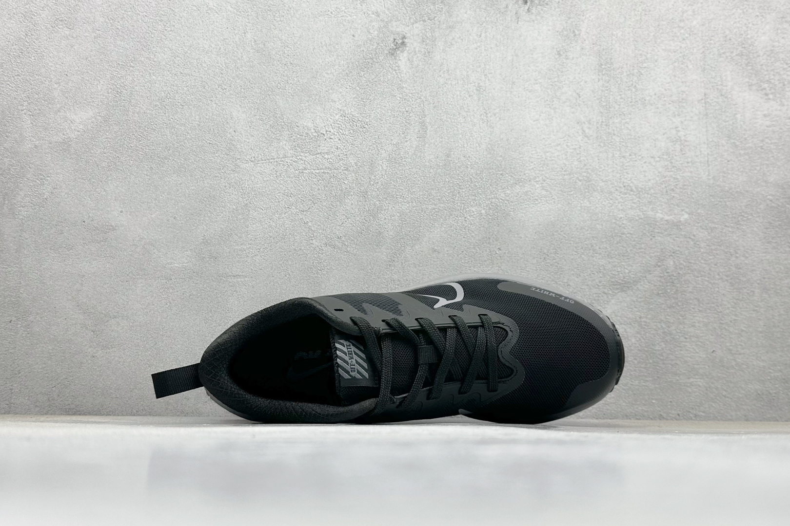 200 NIKE ZOOM PLUS 全新跑鞋  CK4318-152