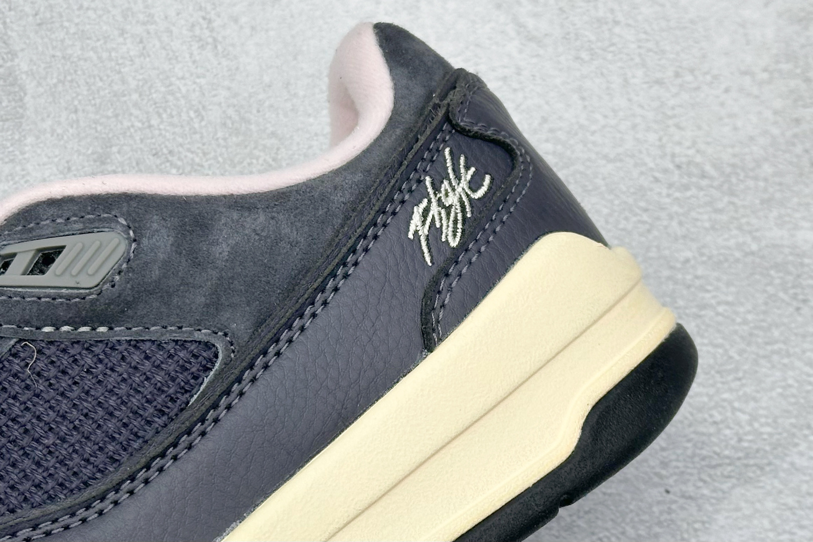 180 Air Jordan Flight Court 乔丹低帮复古篮球鞋  HF3255-012