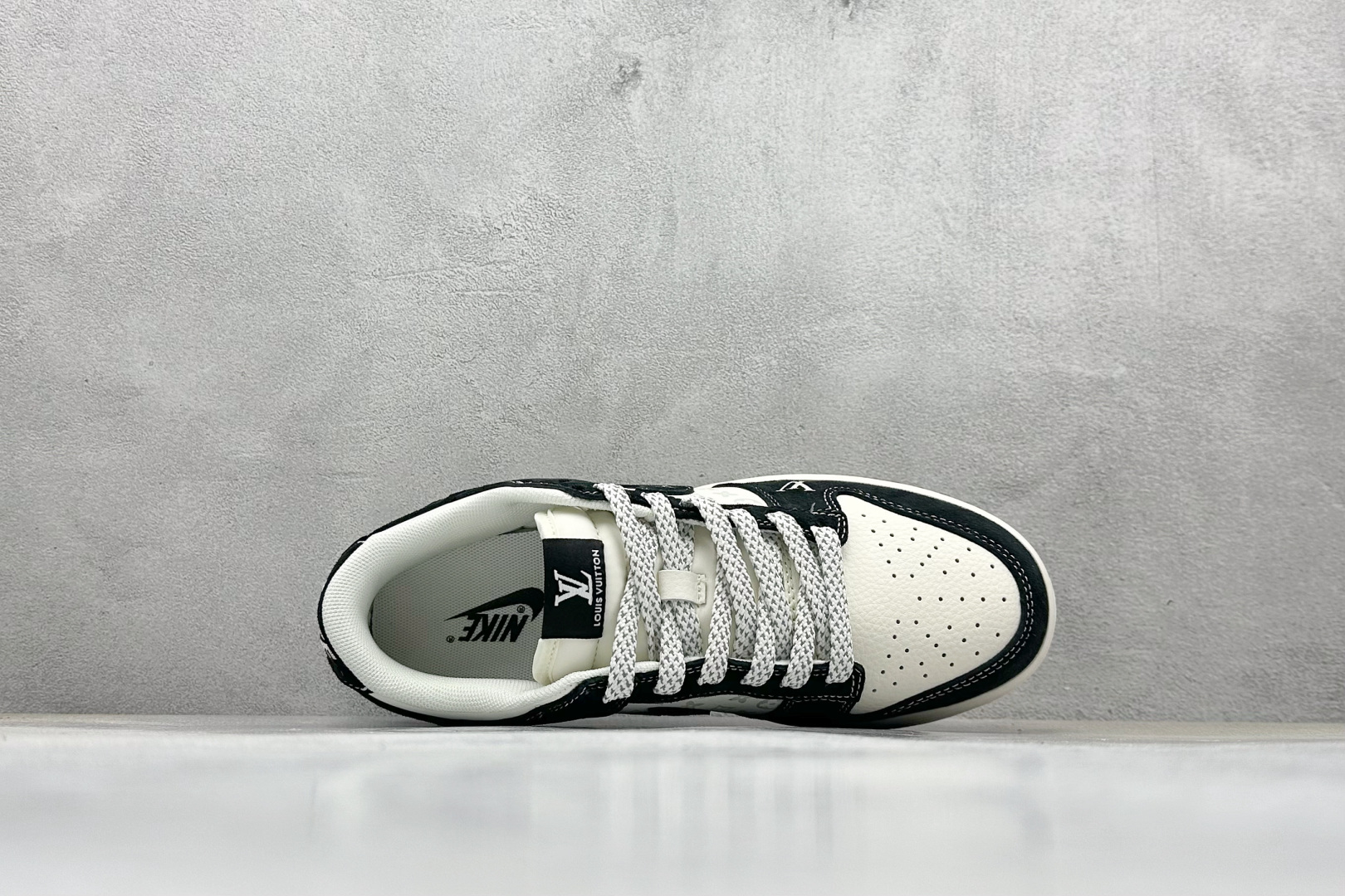 280 XC版Nike SB Dunk Low x Louis Vuitt黑白  CX5050-Y03