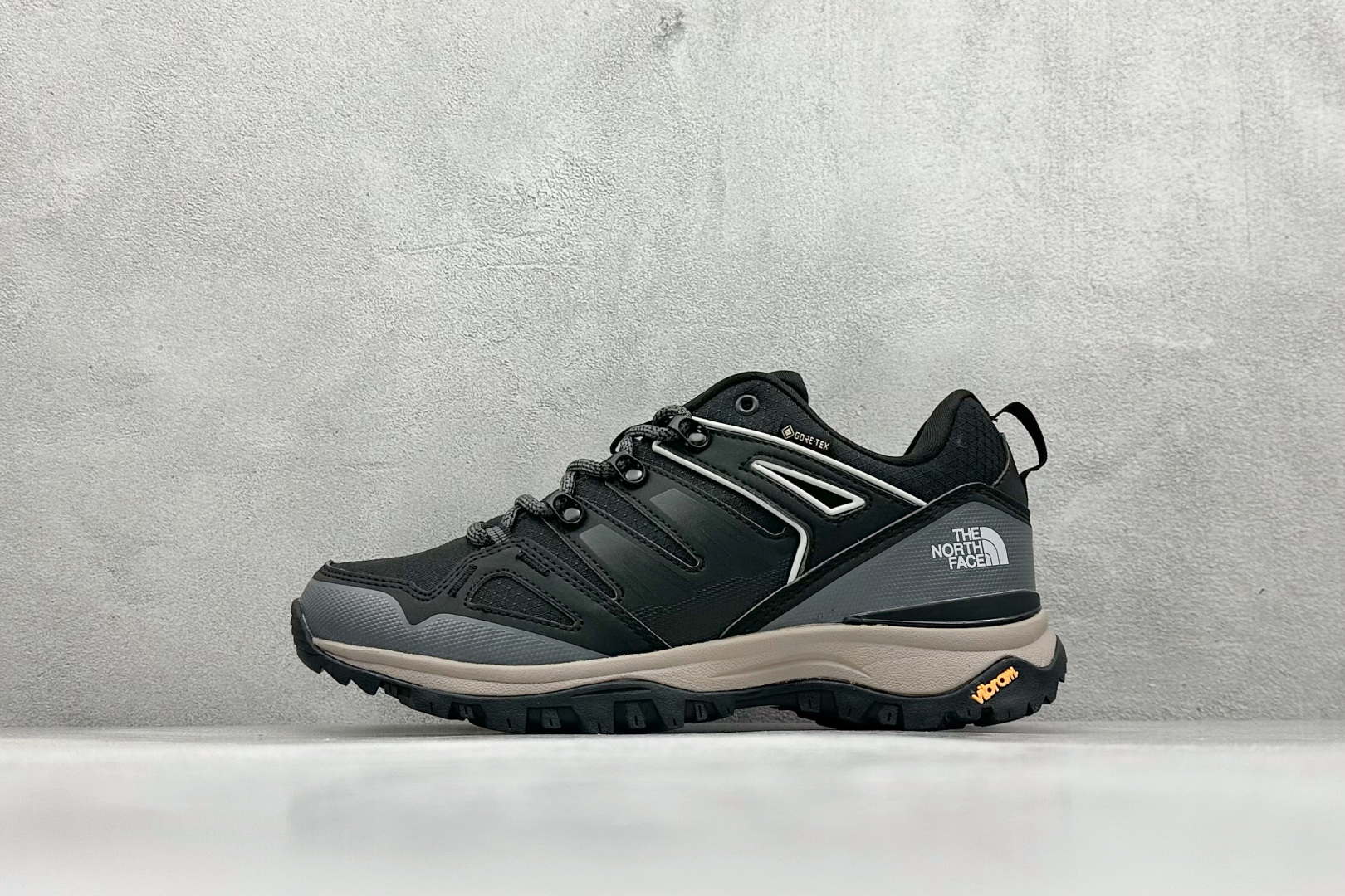 220 The North Face 北面 户外运动休闲登山鞋越野徒步鞋