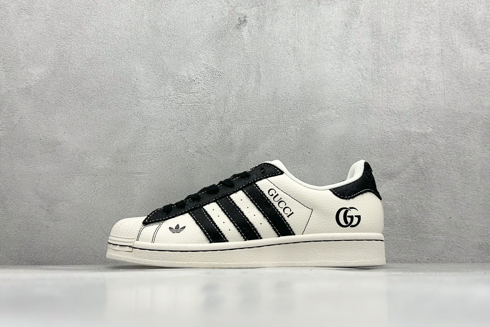 220 AD Originals Superstar x GUCCI 白黑  JY8922