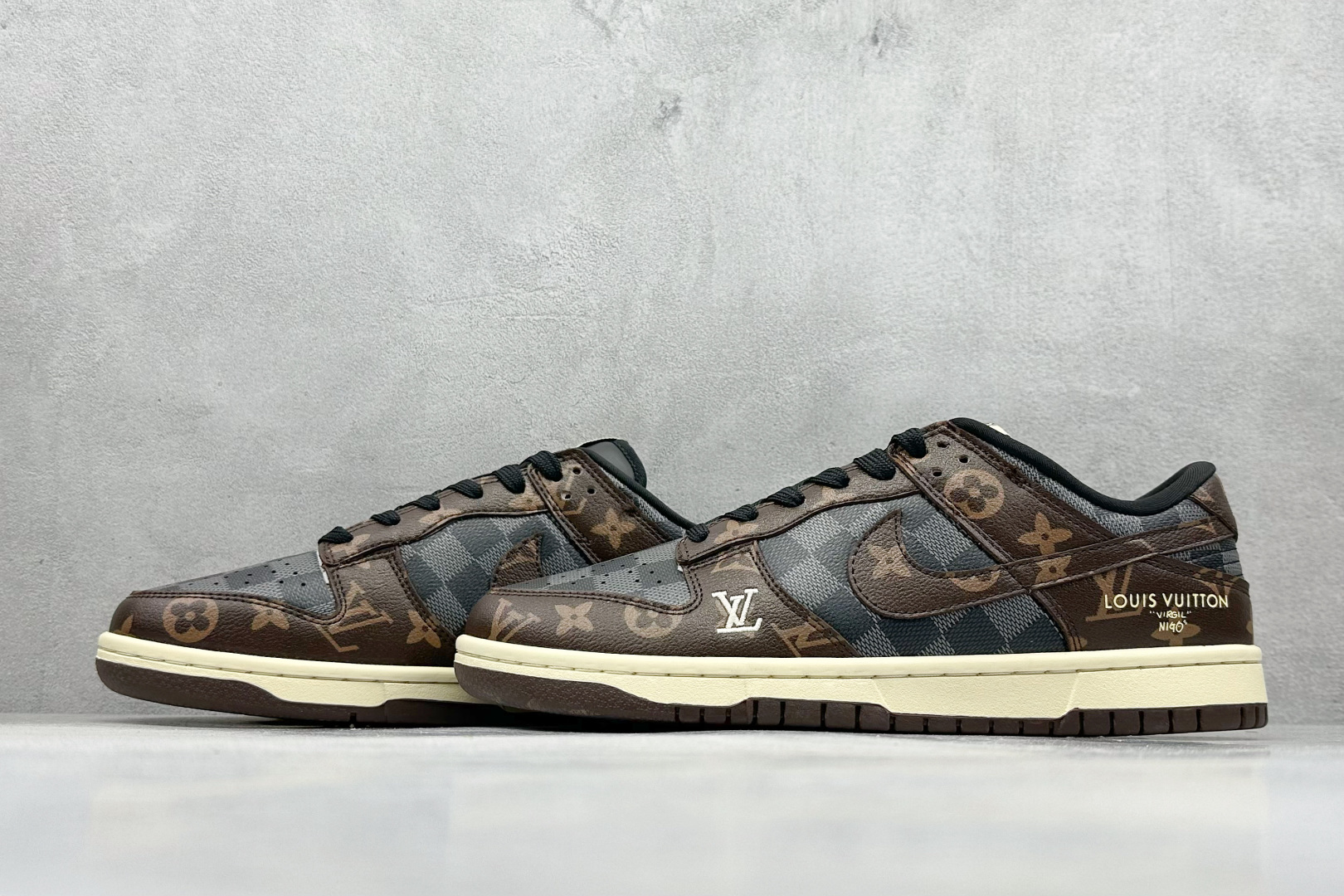 280 SC版Nike SB Dunk Low LV联名 灰咖啡 高端定制 低帮休闲板鞋 SC0601-453