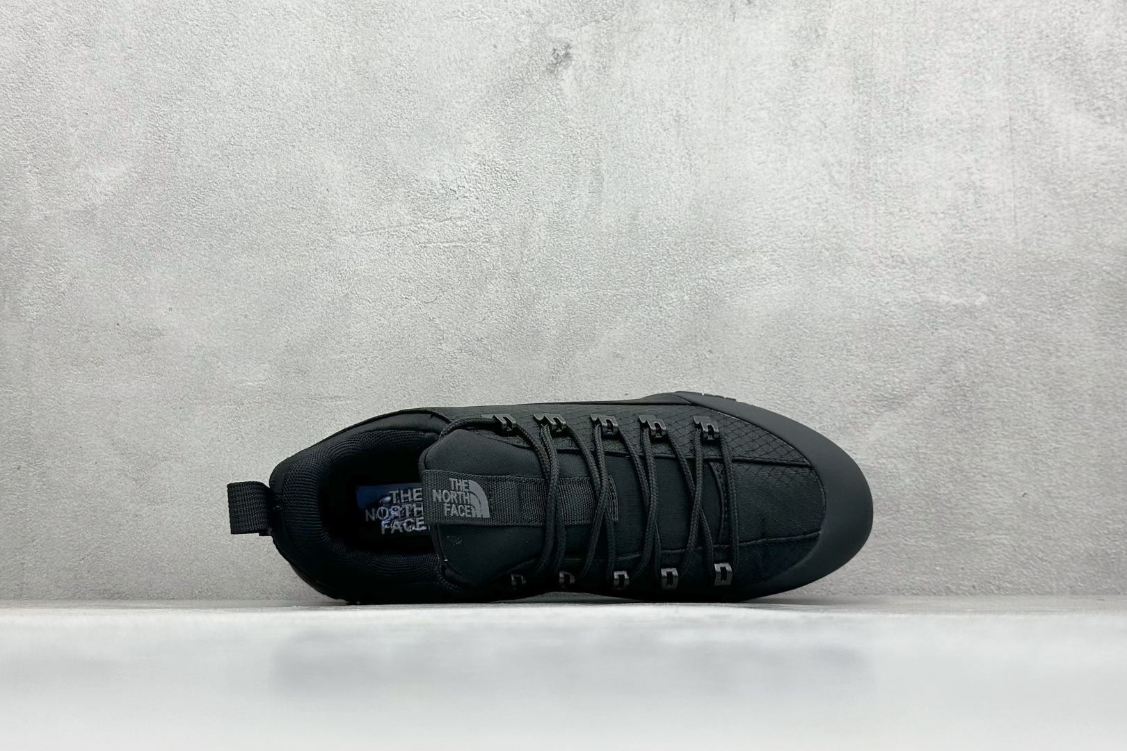 240 The North Face 北面 户外运动休闲登山鞋越野徒步鞋