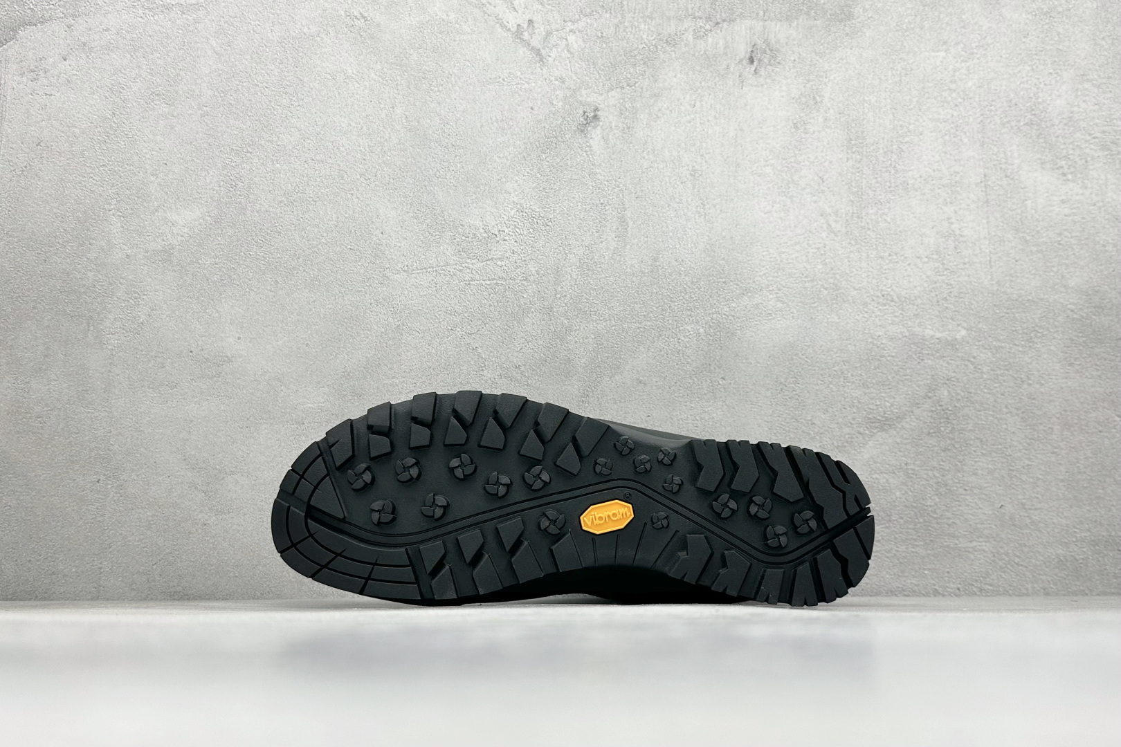 240 The North Face 北面 户外运动休闲登山鞋越野徒步鞋