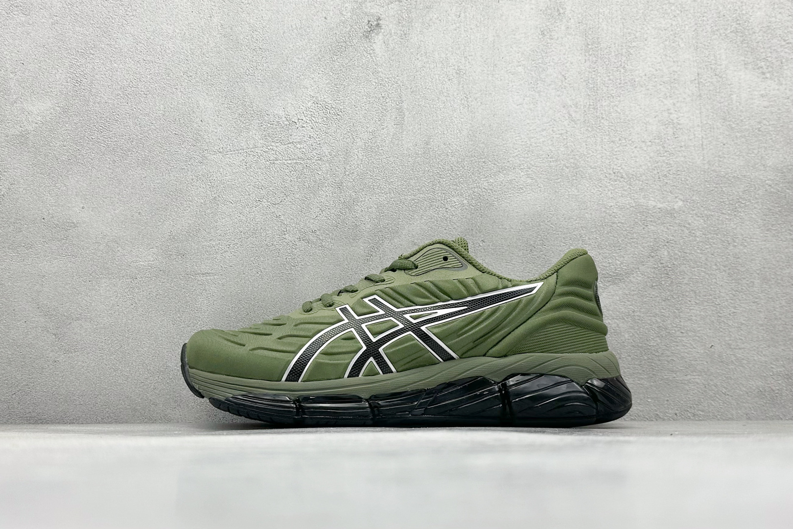 200 Asics Gel-Quantum 360 VIII 亚瑟士复古透气休闲鞋缓震男子耐磨跑步鞋 1203A593-004